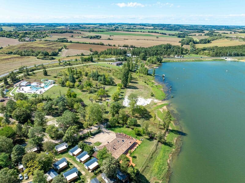 A scenery from Camping Le Lac de Thoux