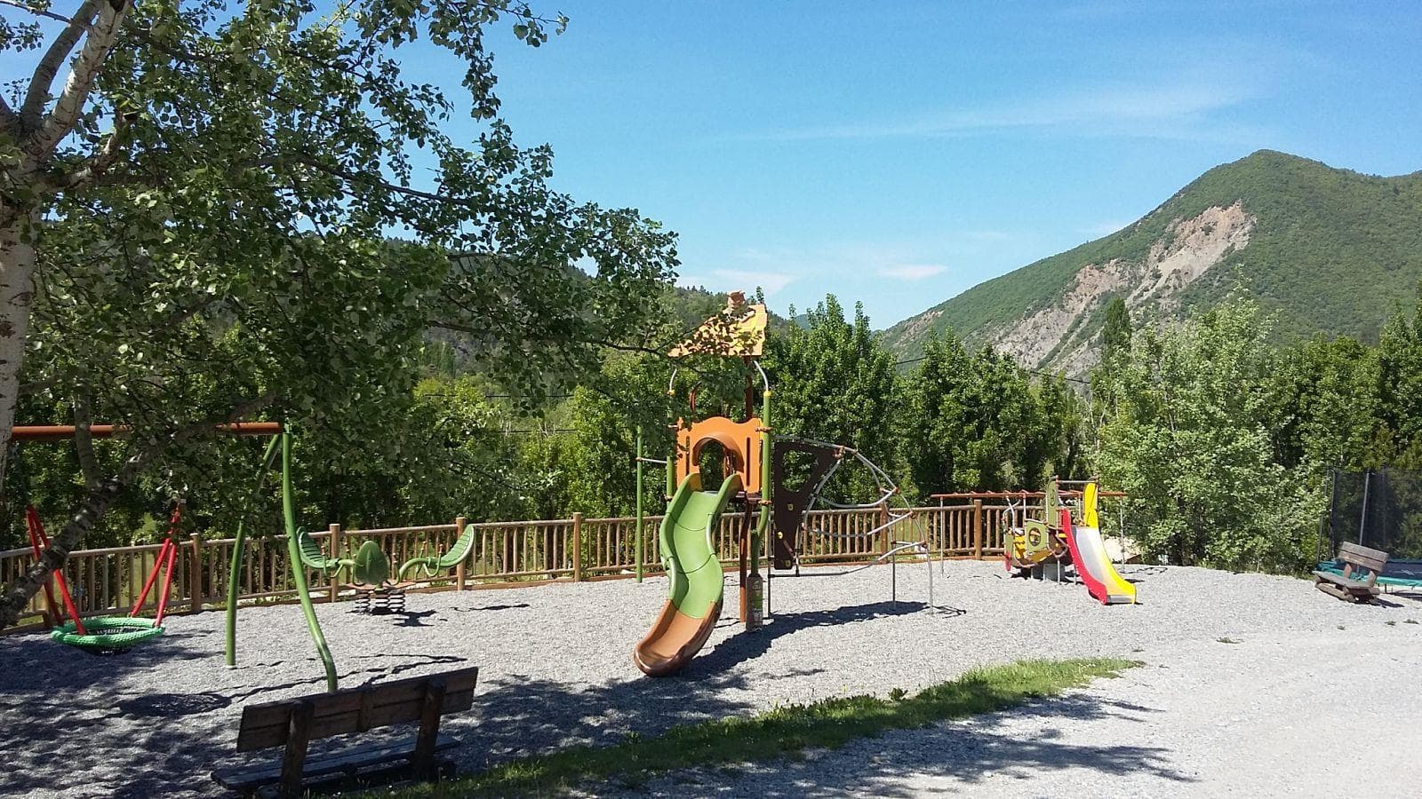 A scenery from Flower Camping Le Clot du Jay