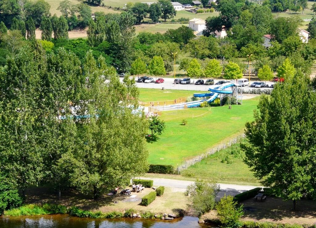 A scenery from Ushuaïa Villages - Camping Le Port de Lacombe ***