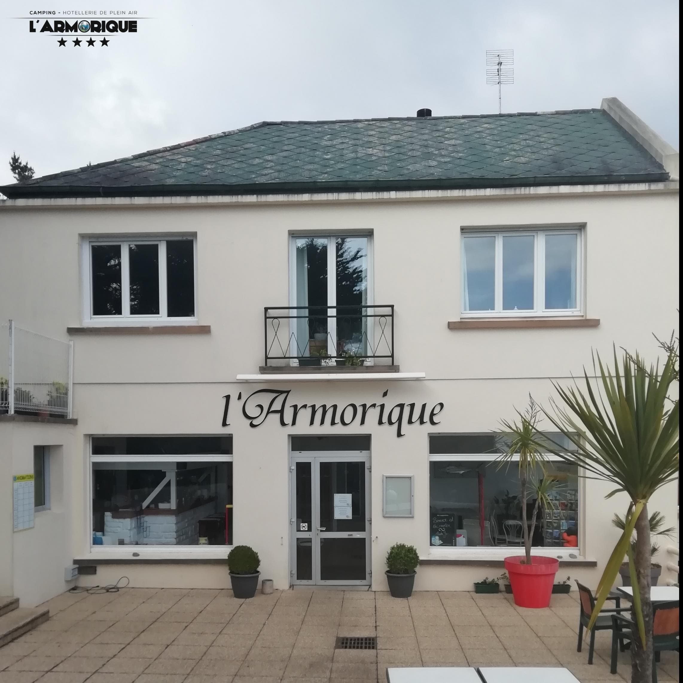 A scenery from Flower Camping L'Armorique