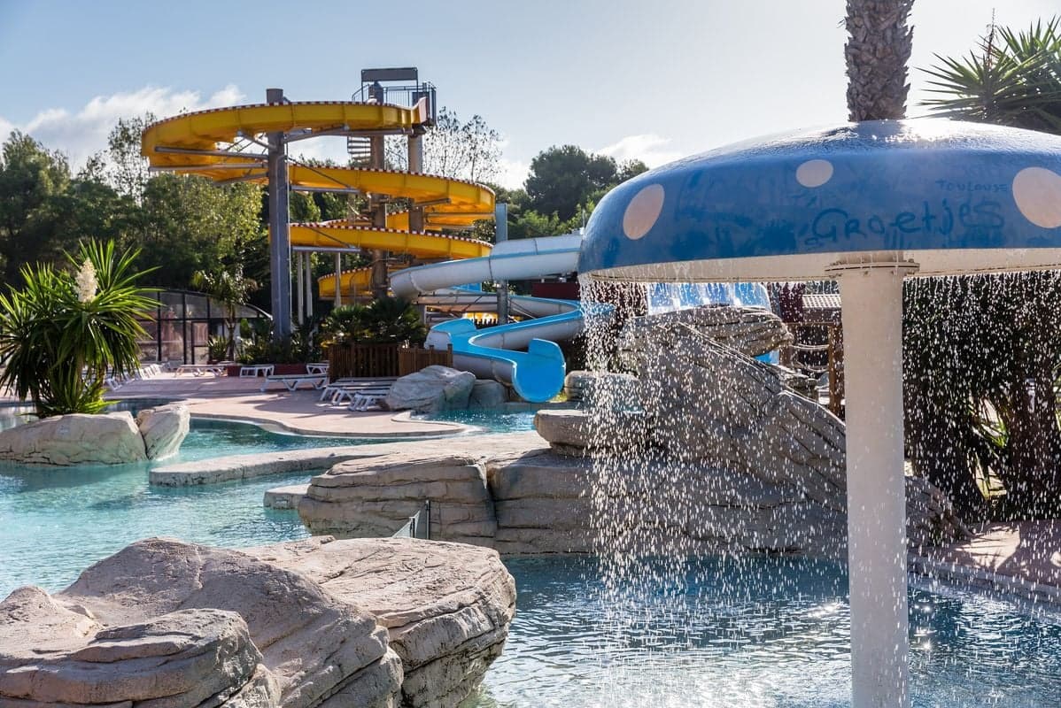 A scenery from Camping Marvilla Parks - La Marina de Canet