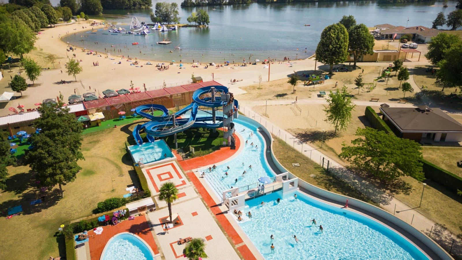 A scenery from Camping**** et Base de Loisirs La Plaine Tonique