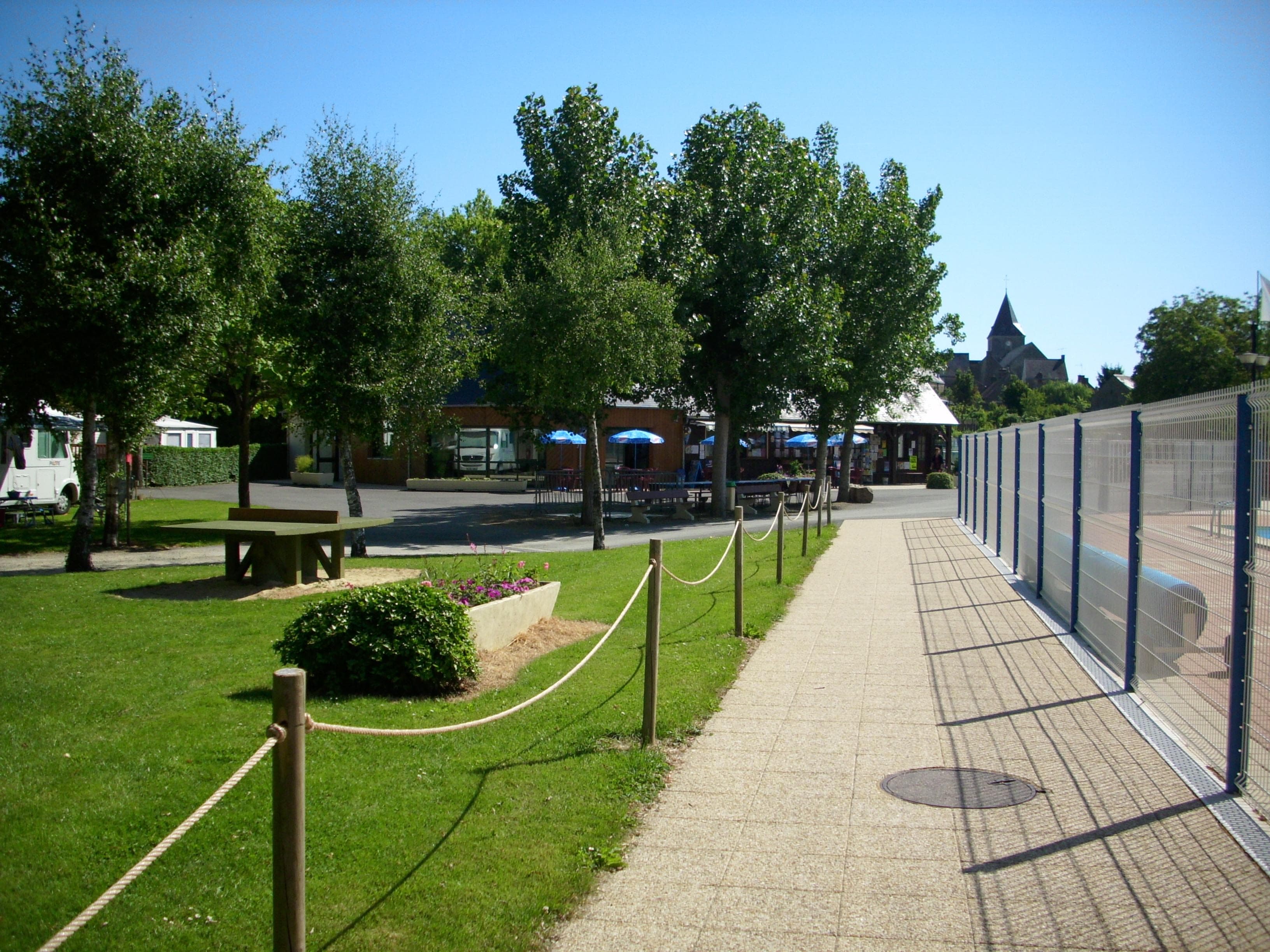A scenery from Camping Onlycamp de la Vègre