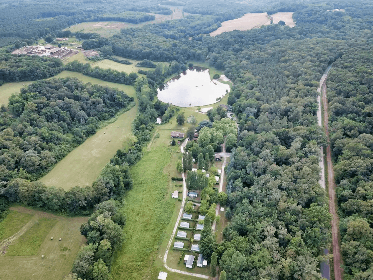 A scenery from Camping Naturiste du Lac de Lislebonne