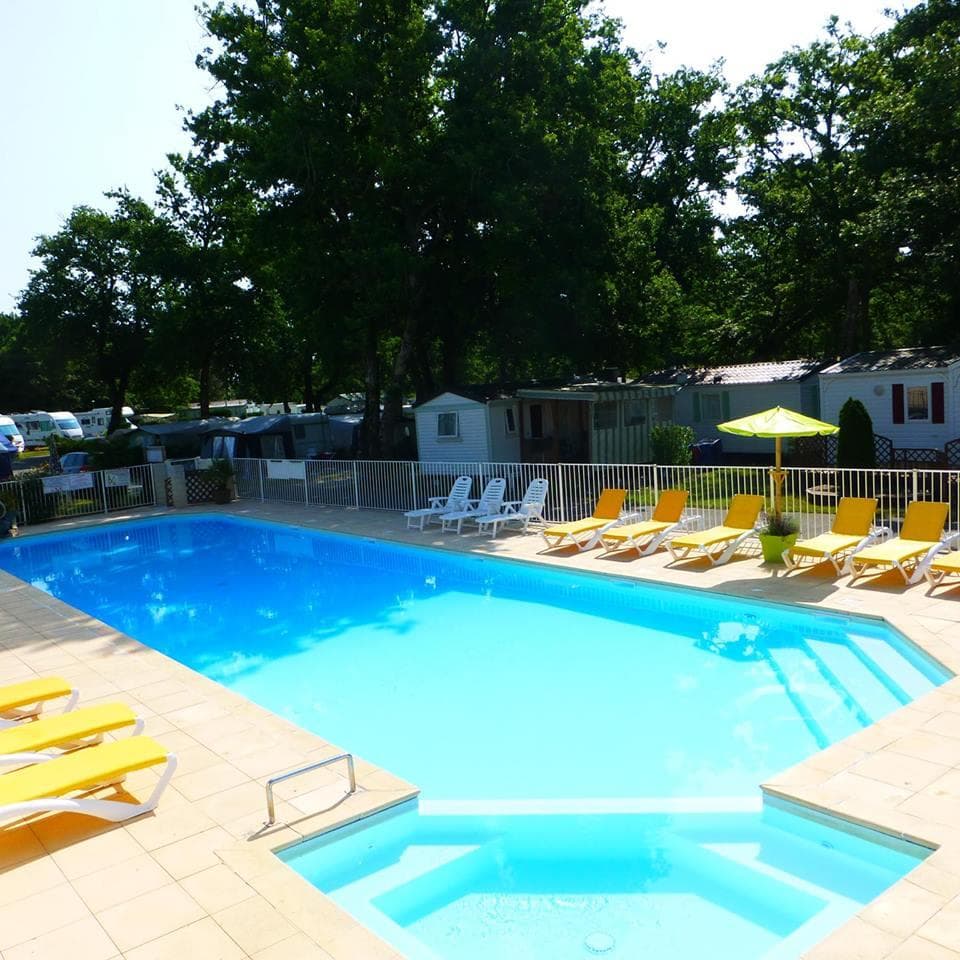 A scenery from Camping Le Blayais et l'Alicat