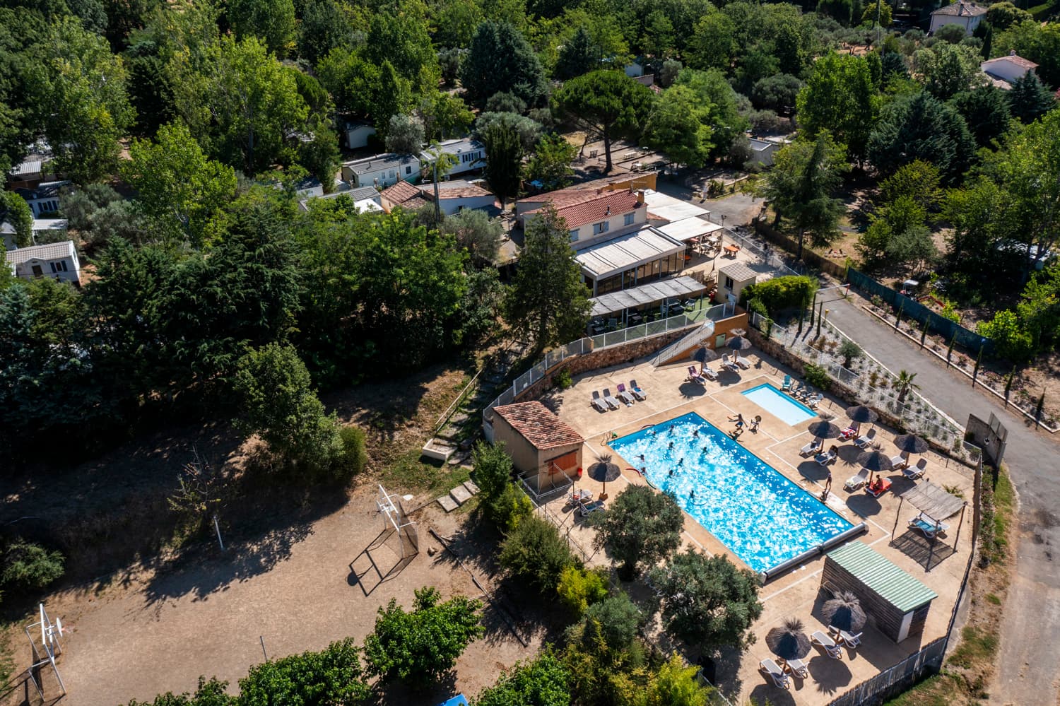 A scenery from Camping L'Emeraude du Verdon