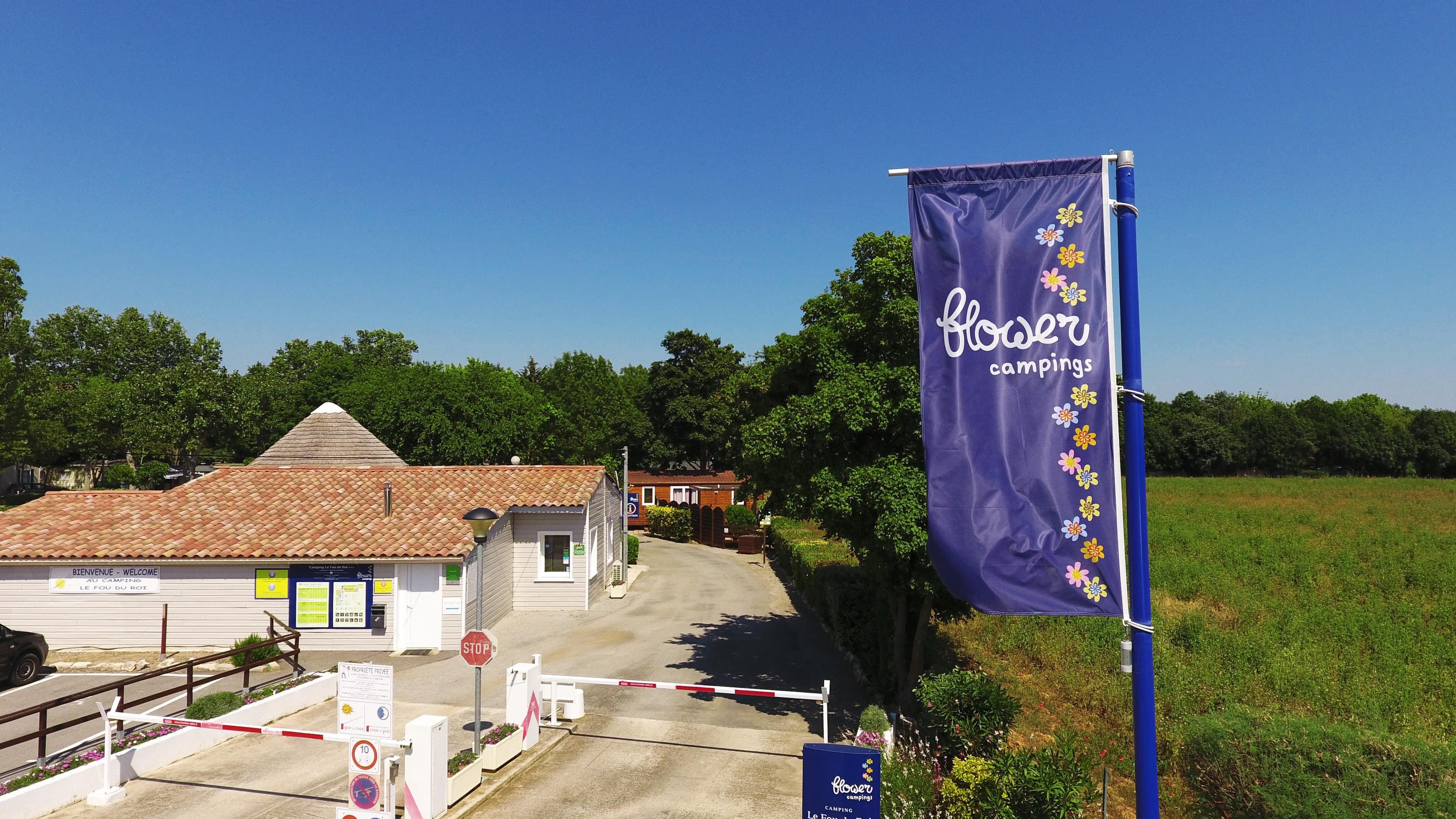 A scenery from Flower Camping Le Fou du Roi