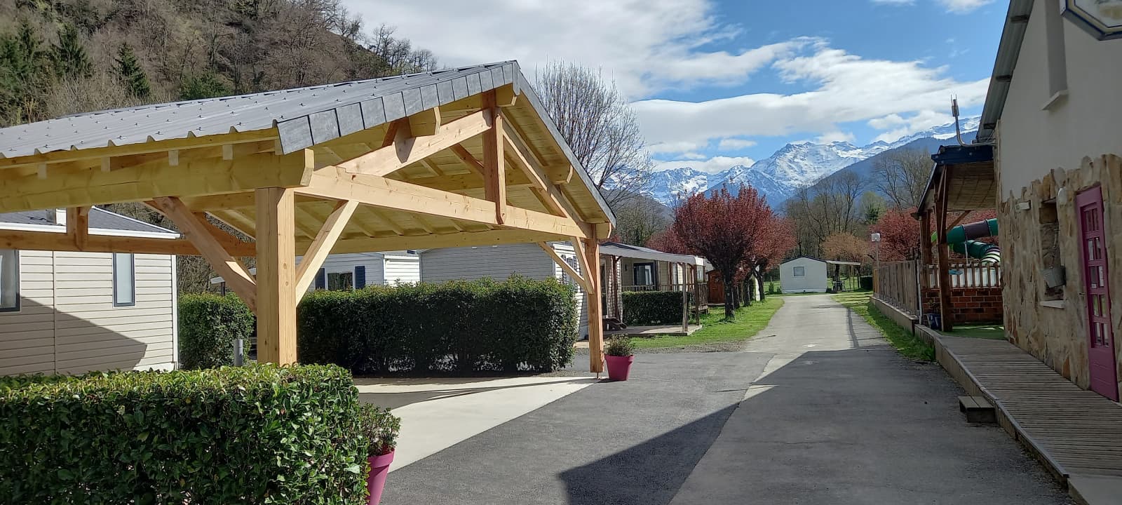 A scenery from Camping LE PYRENEEN